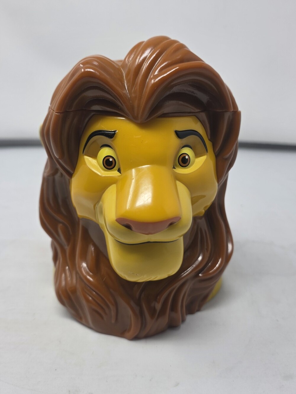 Disney’s Lion King Simba Plastic Stein Cup with Top Lid
